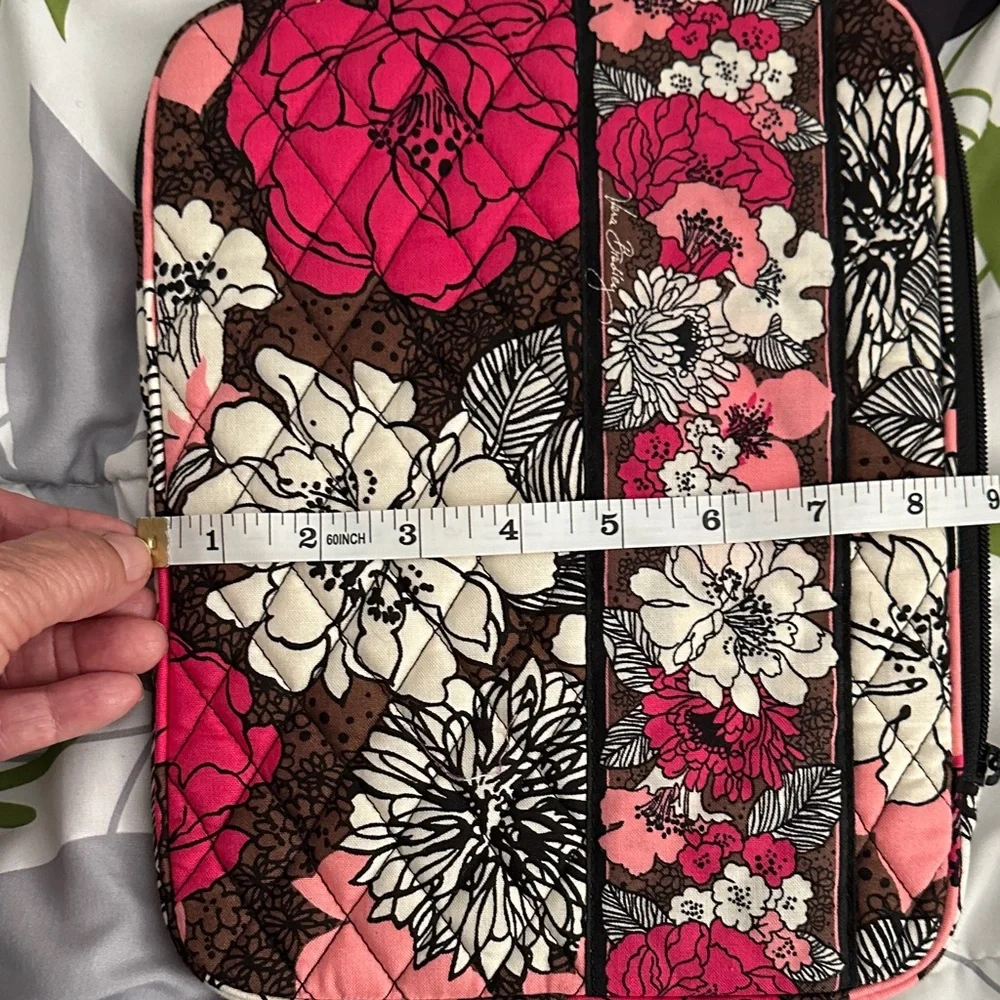 Vera Bradley Mocha Rouge pattern Quilted tablet case - Picture 6 of 10